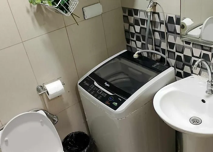 Affordable Unit Near Moa Walking Distance To Picc Apartamento