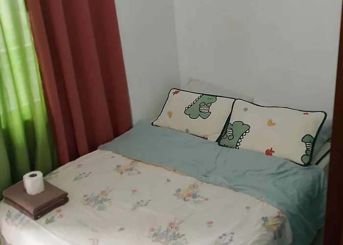 Affordable Unit Near Moa Walking Distance To Picc Manila